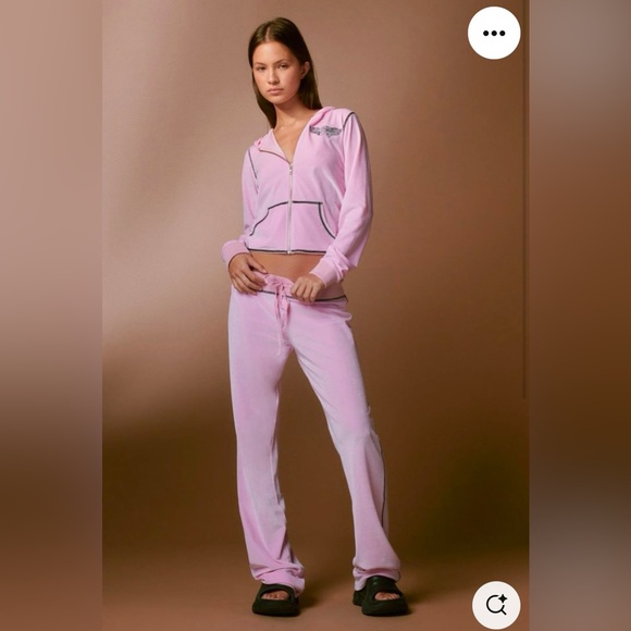 IAMGIA DESNA PINK TRACKSUIT SIZE SMALL - Picture 1 of 5
